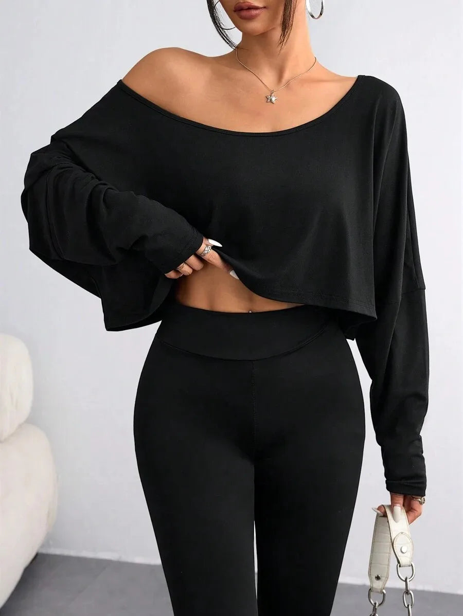 Blusa negra de manga larga para mujer, camiseta informal con cuello asimétrico, Top sin tirantes para deporte