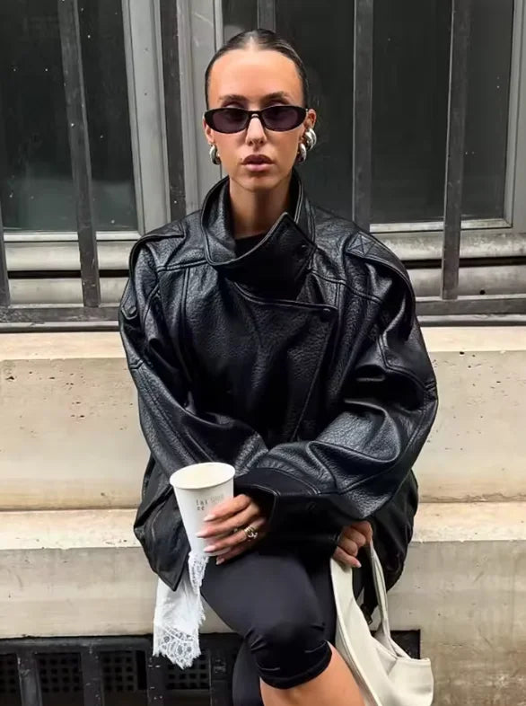 Chaqueta de Mujer Otoño 2026, Nueva Chaqueta Negra de Manga Larga de Cuero Sintético con Textura Granulada, Estilo Motociclista, a la Moda y con Personalidad