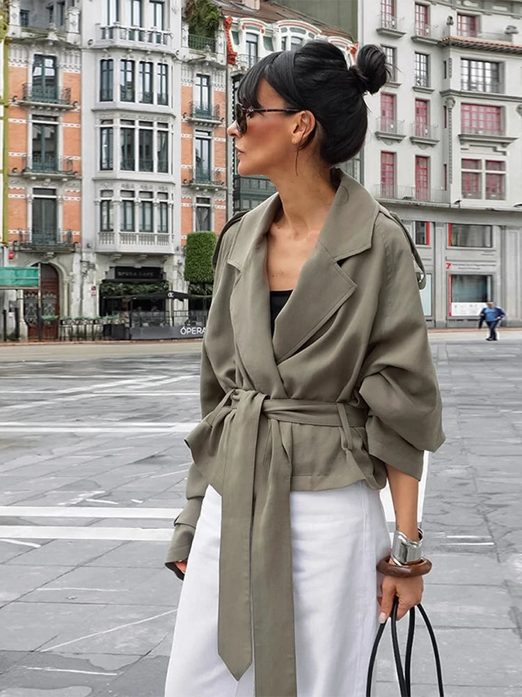 Gabardina lisa con cordones y solapa para mujer, abrigo corto holgado a la moda con mangas largas y hombros anchos, prendas de vestir para ir al trabajo de otoño 2025