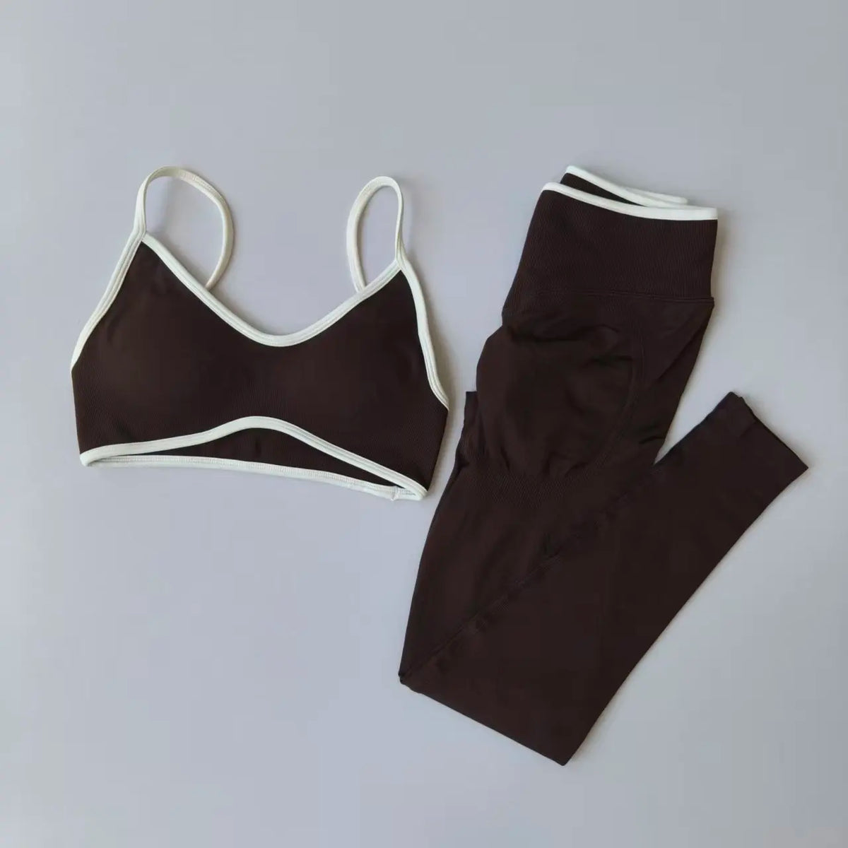 Conjunto Deportivo Mujer 2 Piezas – Top + Leggings