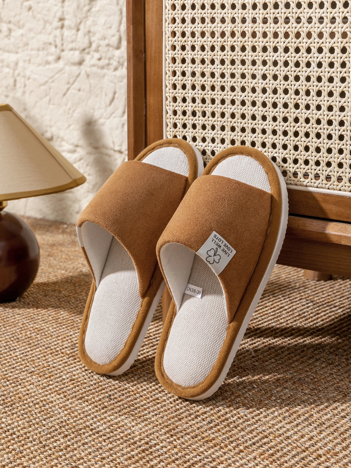 Zapatillas para hombre, zapatillas de casa de interior de suela blanda antideslizantes para primavera y verano, zapatillas cómodas de lino para todas las estaciones