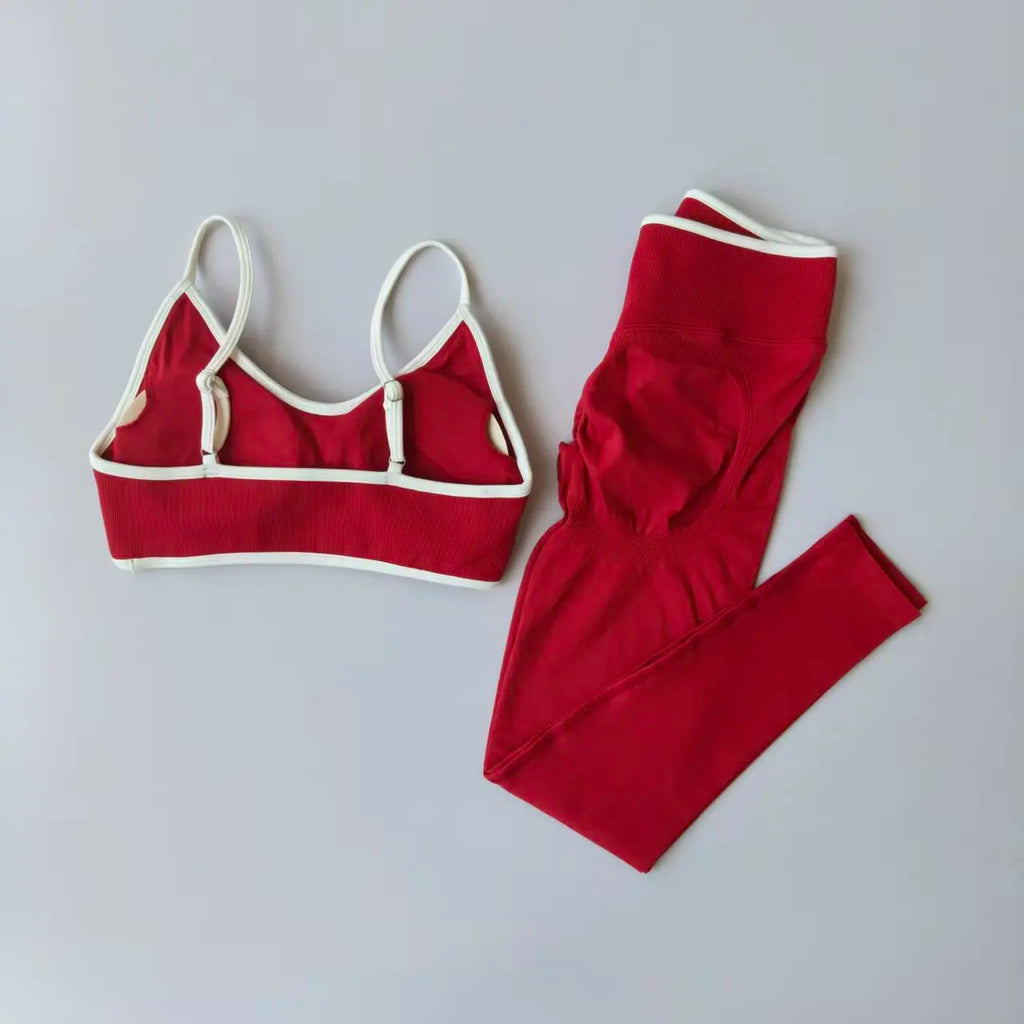 Conjunto Deportivo Mujer 2 Piezas – Top + Leggings
