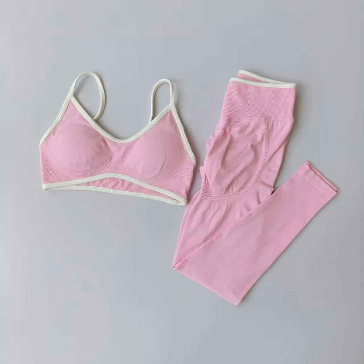 Conjunto Deportivo Mujer 2 Piezas – Top + Leggings