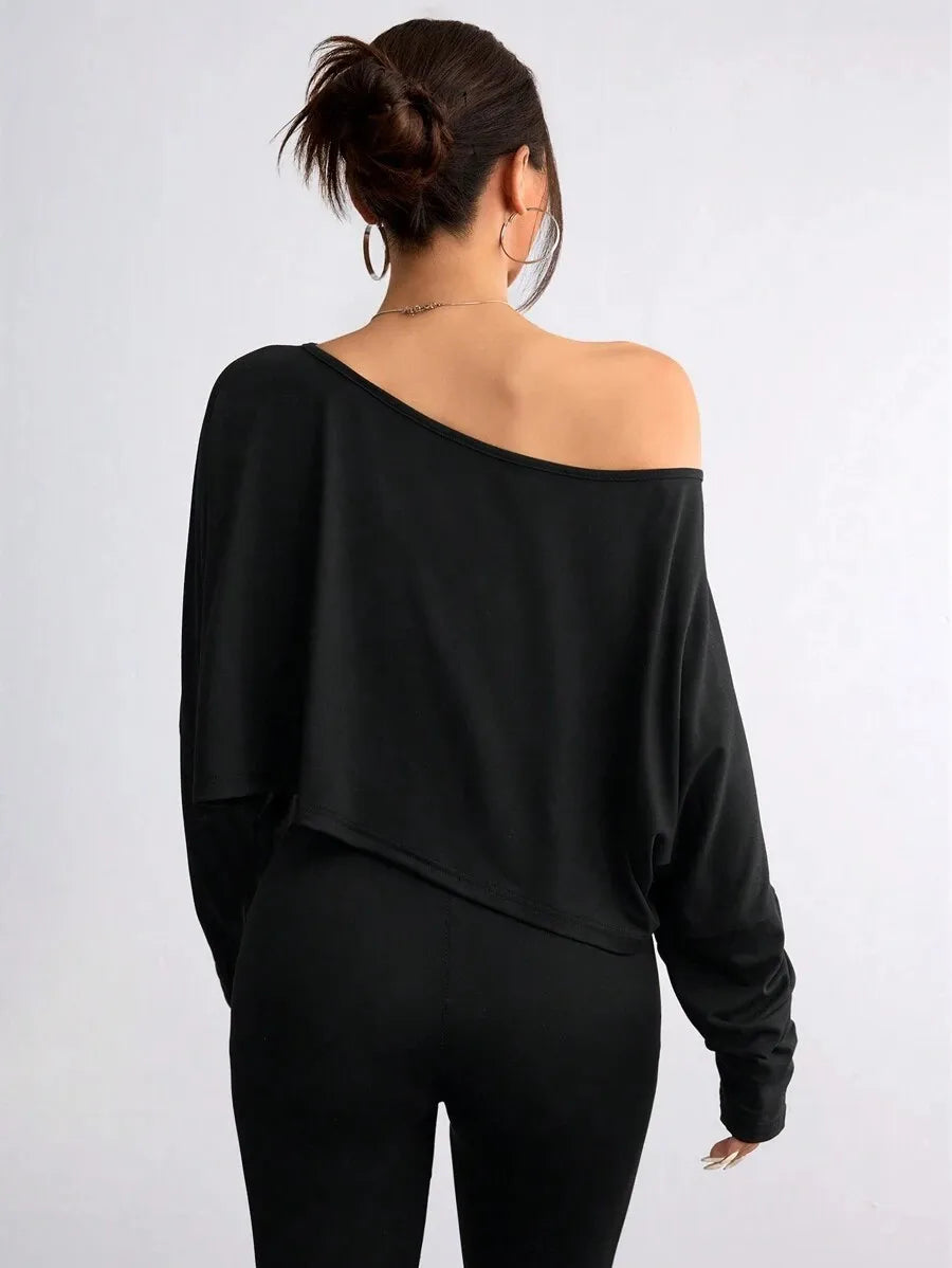 Blusa negra de manga larga para mujer, camiseta informal con cuello asimétrico, Top sin tirantes para deporte