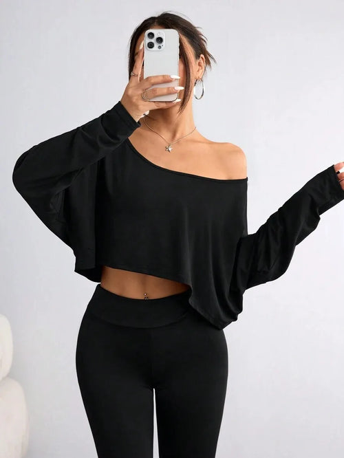 Blusa negra de manga larga para mujer, camiseta informal con cuello asimétrico, Top sin tirantes para deporte