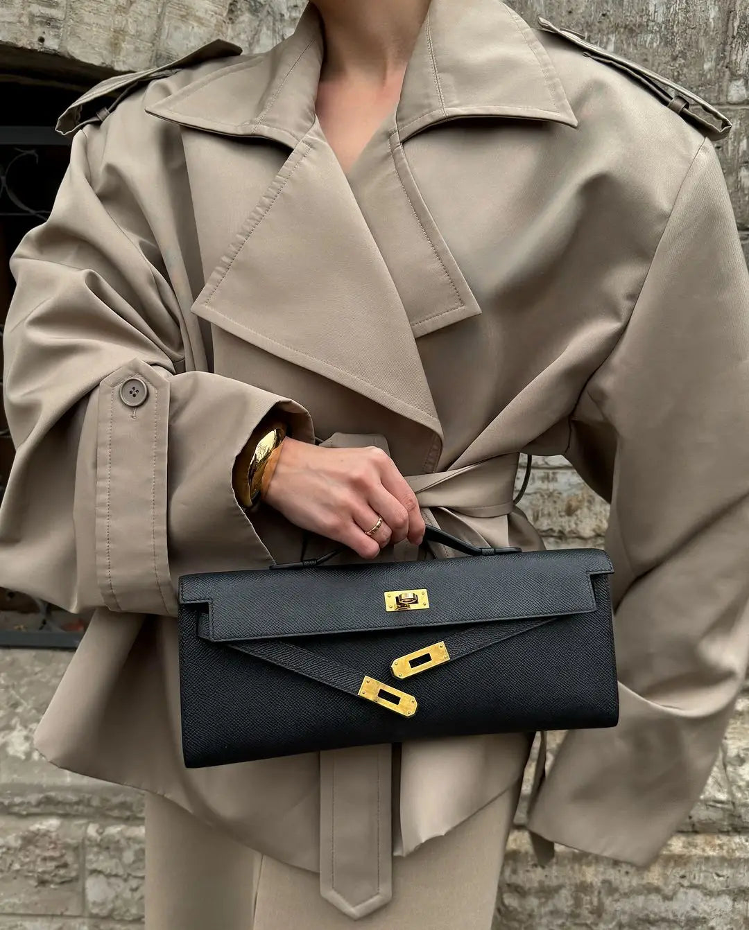 Gabardina lisa con cordones y solapa para mujer, abrigo corto holgado a la moda con mangas largas y hombros anchos, prendas de vestir para ir al trabajo de otoño 2025