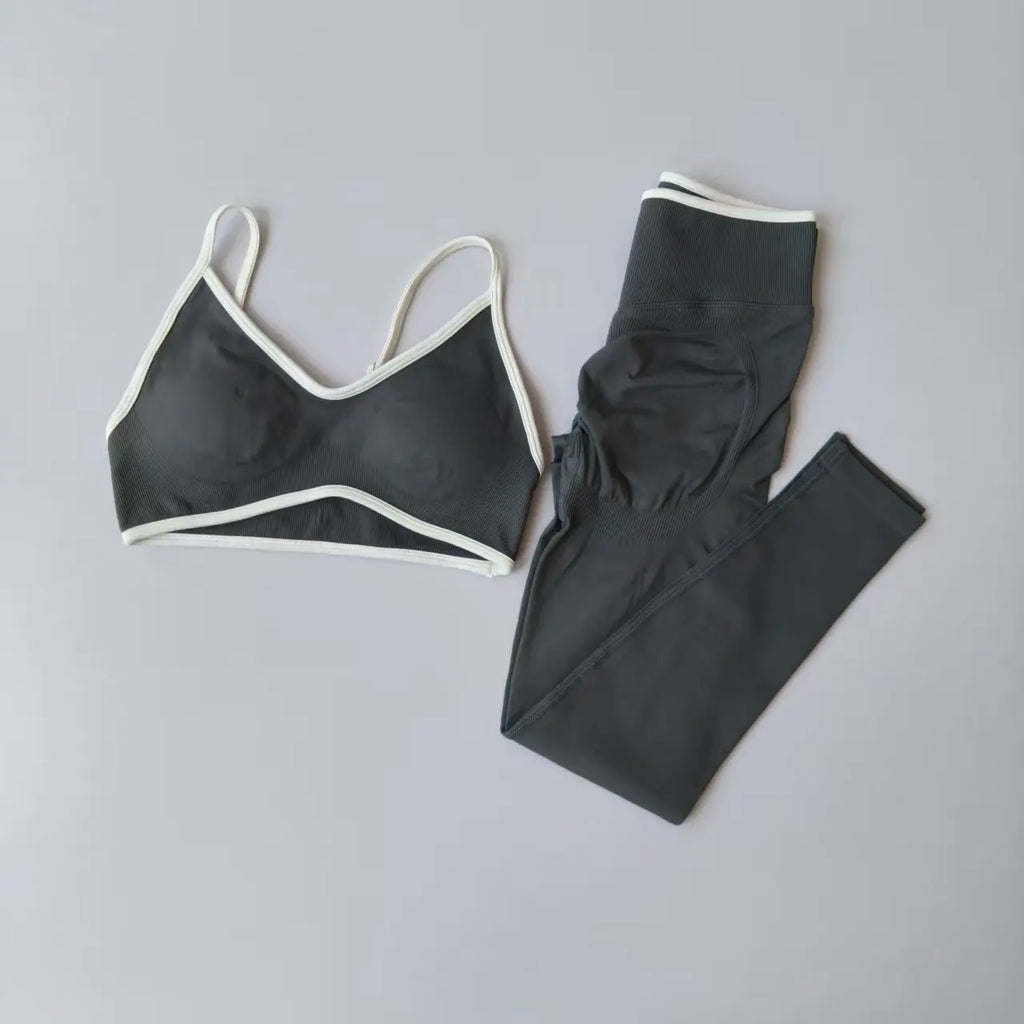 Conjunto Deportivo Mujer 2 Piezas – Top + Leggings
