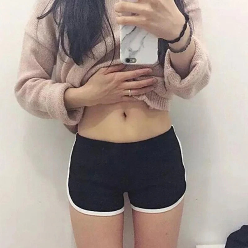 Pantalones cortos deportivos para mujer, novedad de verano 20224, pantalones cortos ajustados antivaciados de Color caramelo, pantalones cortos informales con cintura elástica para playa Correndo
