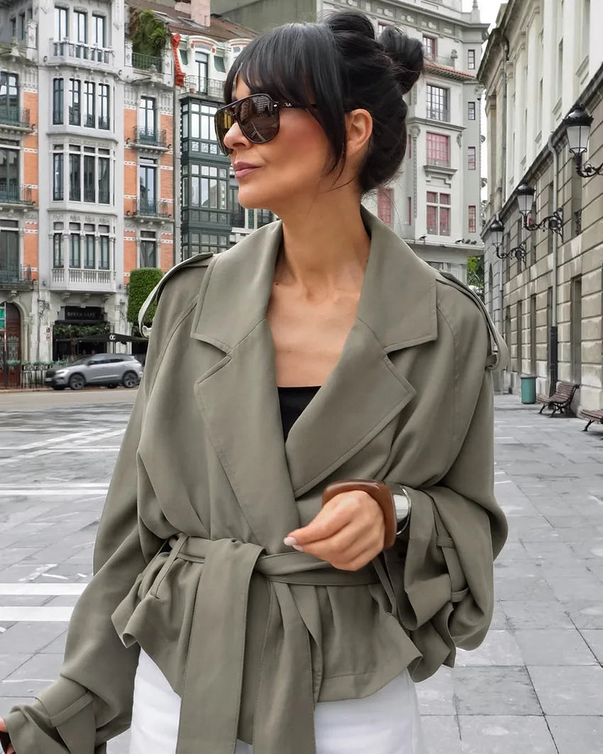 Gabardina lisa con cordones y solapa para mujer, abrigo corto holgado a la moda con mangas largas y hombros anchos, prendas de vestir para ir al trabajo de otoño 2025